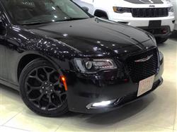 کرایسلەر 300